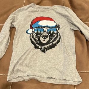 Great used condition long sleeve holiday shirt